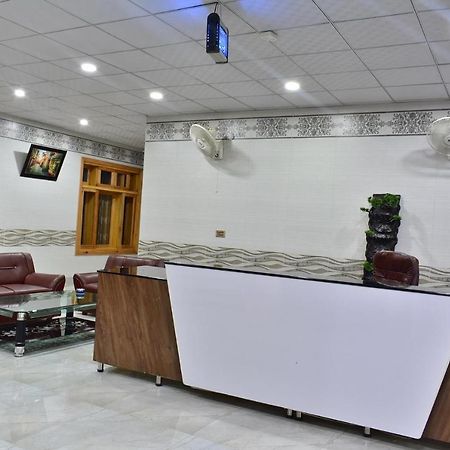Swat Guest House Mingora Esterno foto