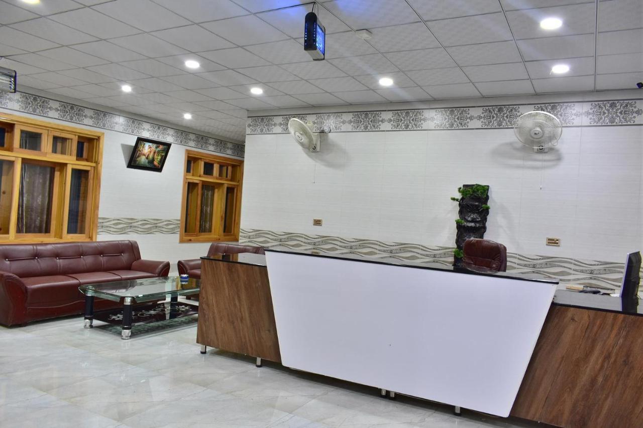 Swat Guest House Mingora Esterno foto